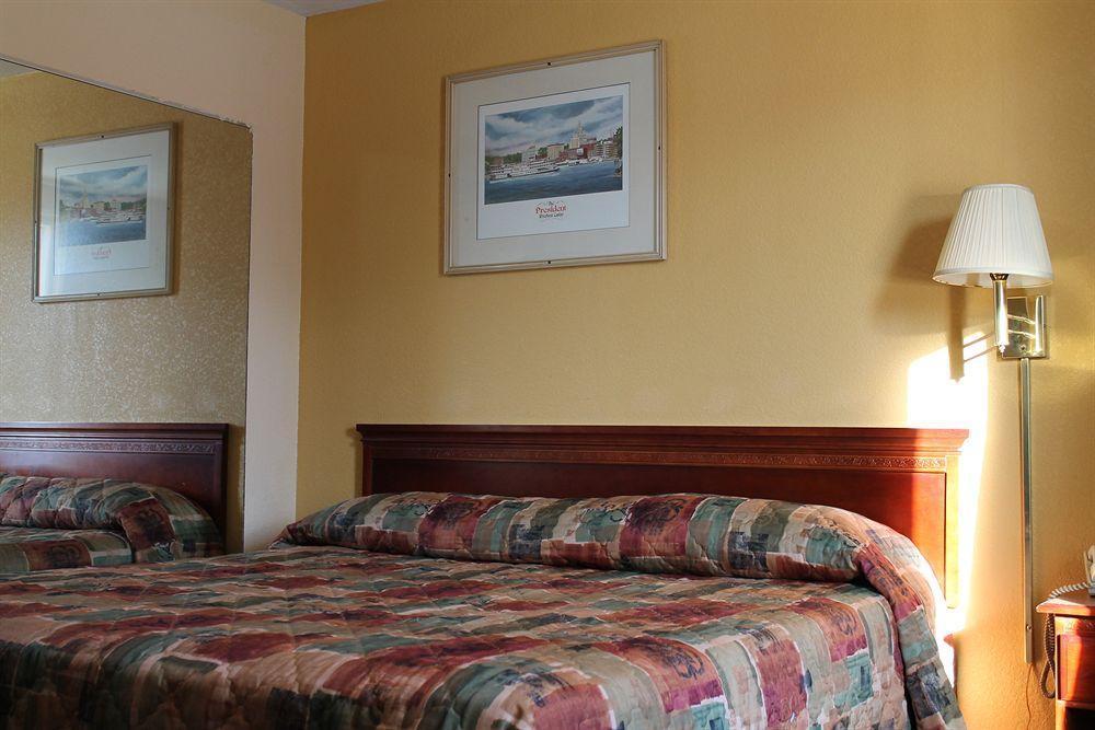 American Motor Inn - Rock Island Zewnętrze zdjęcie
